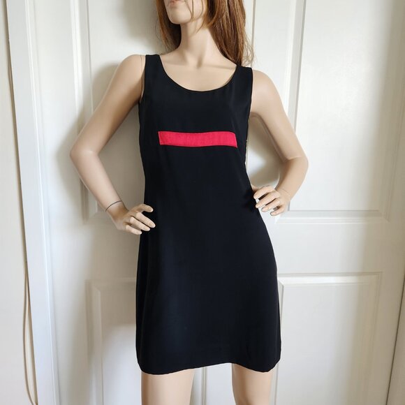 InWear Dress LBD classic black dress with red band accent - Picture 2 of 11